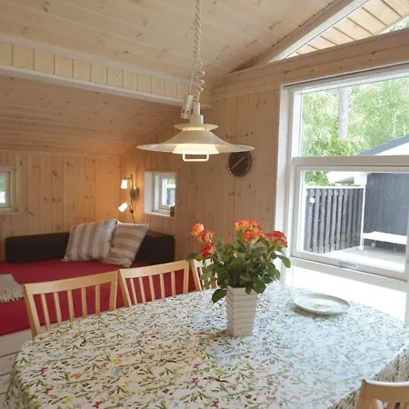 Three-bedroom In Vaggerlose 度假居