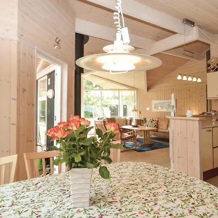 펜션 Three-bedroom In Vaggerlose