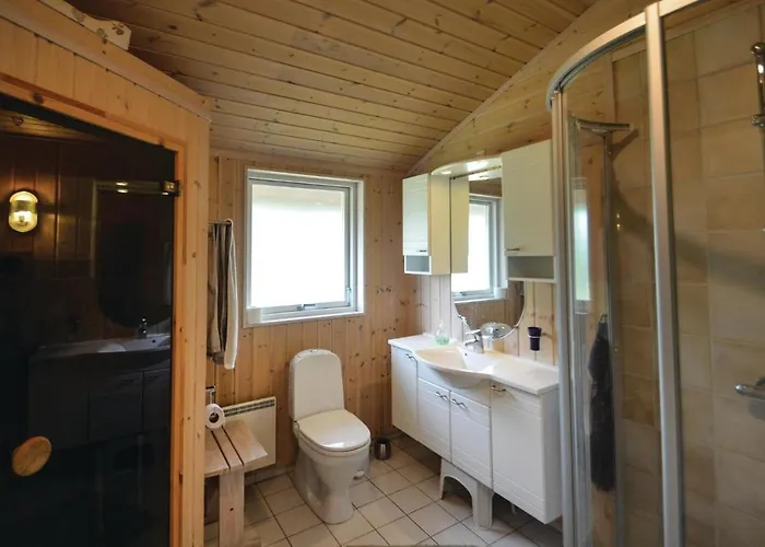 Three-bedroom In Vaggerlose Semesterbostad