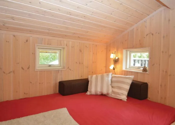 Three-bedroom In Vaggerlose *