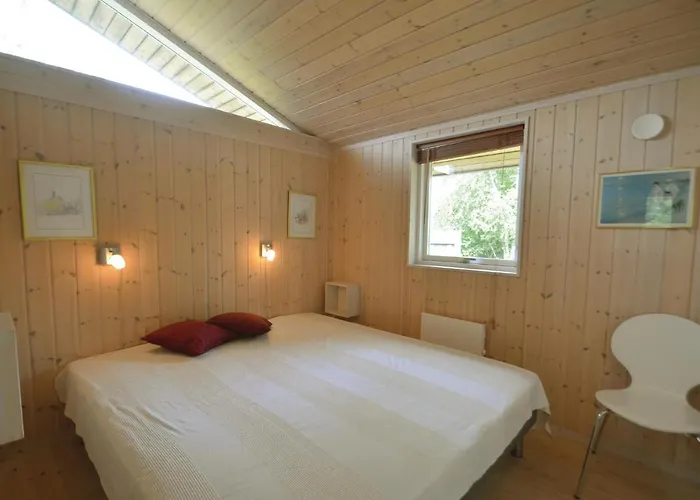 Semesterbostad Three-bedroom In Vaggerlose